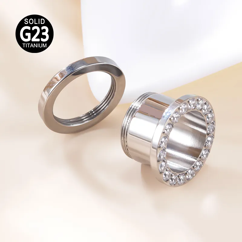 Tunnel pave zircon