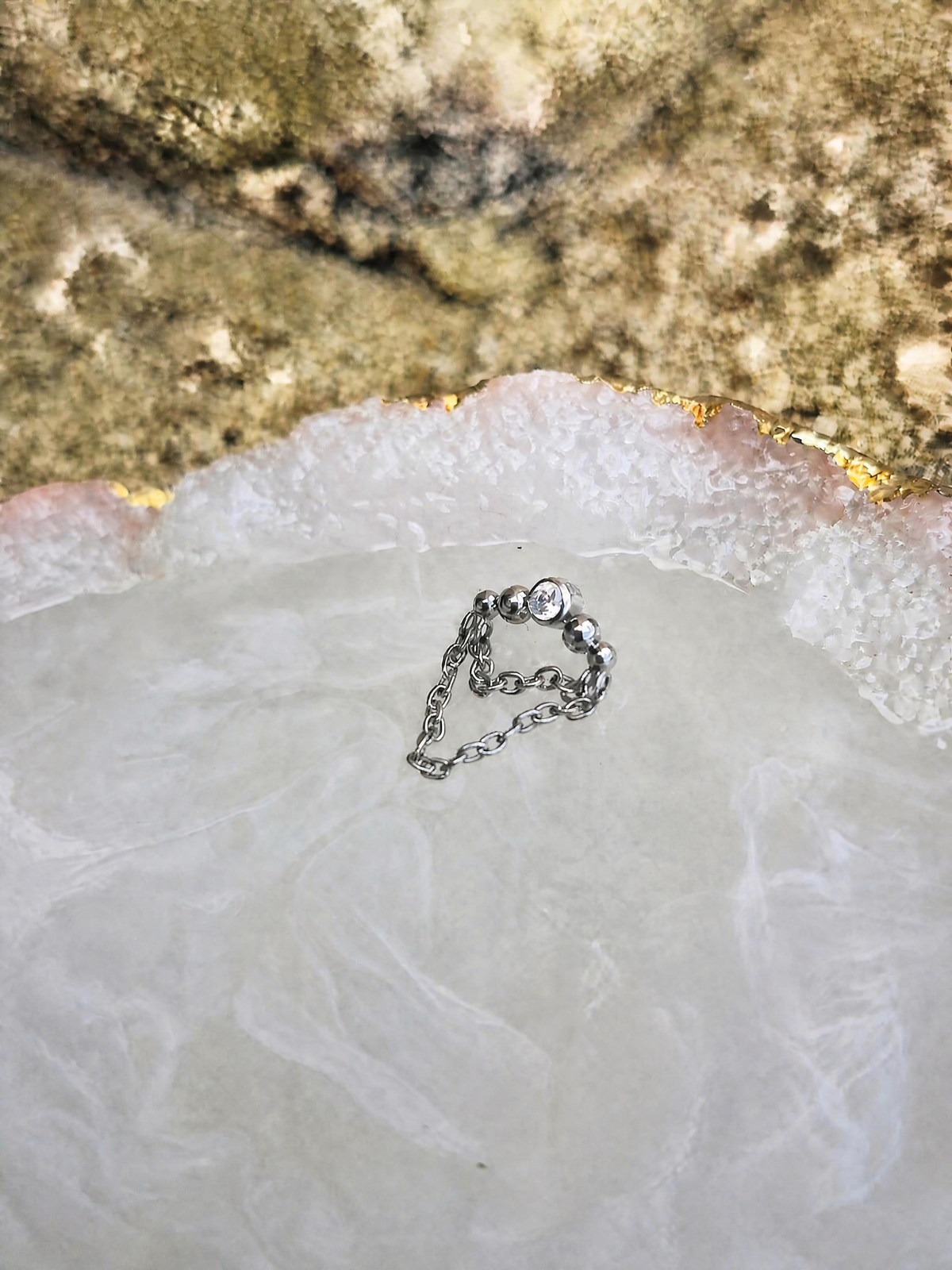 bezel bead with 2 chain