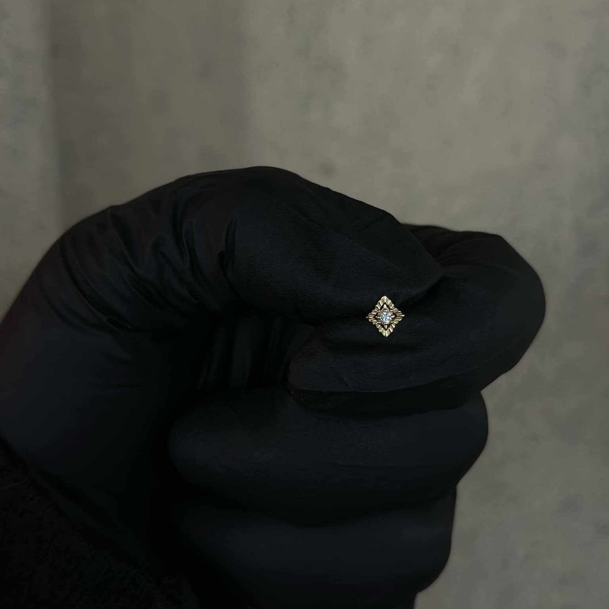 Diamond With CZ Center And Crimped Edge